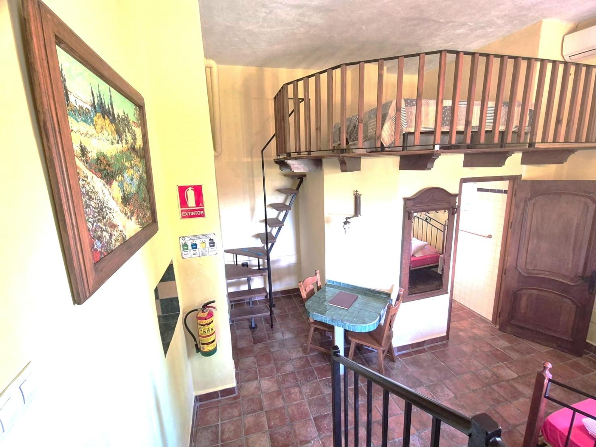 Castle Tower Apartment In Rural Holiday Park 'Bernard' トロクス エクステリア 写真