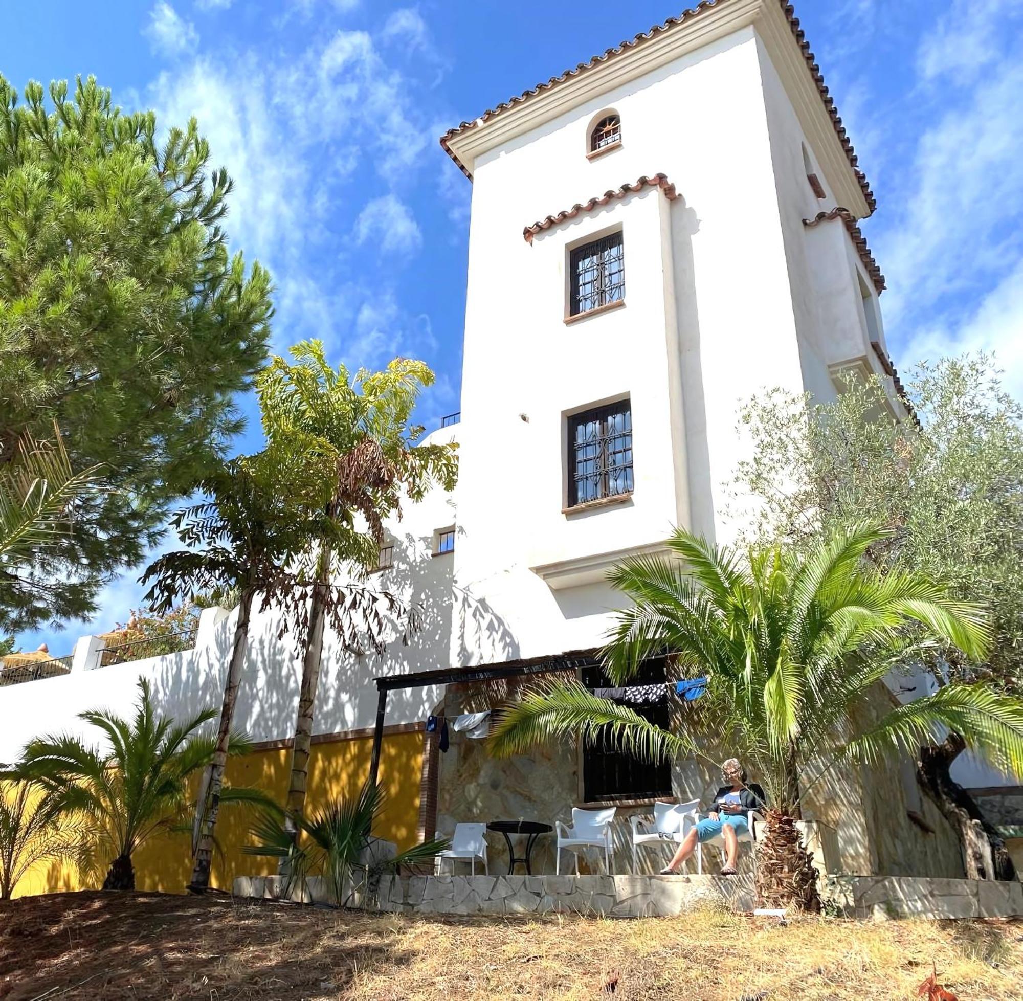 Castle Tower Apartment In Rural Holiday Park 'Bernard' トロクス エクステリア 写真